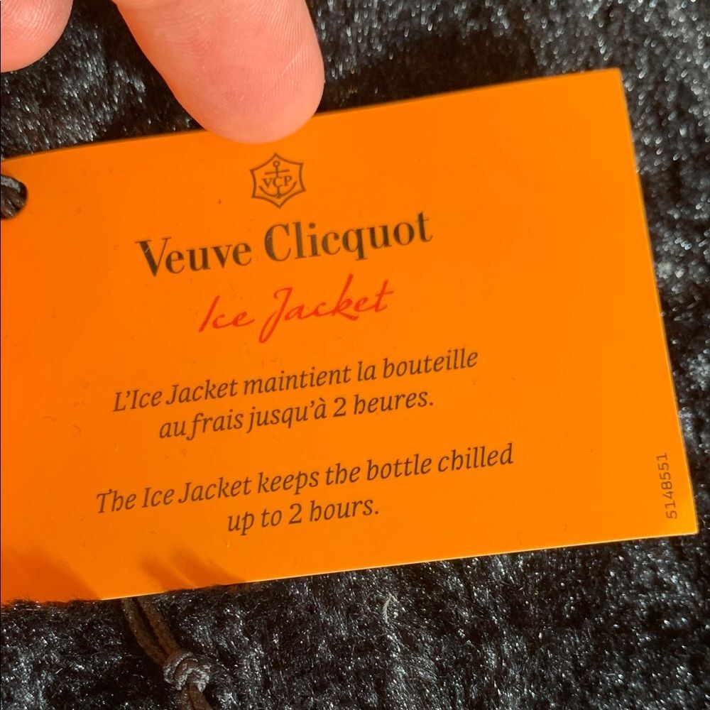 Veuve Clicquot Ice Jacket - Picture 11 of 14